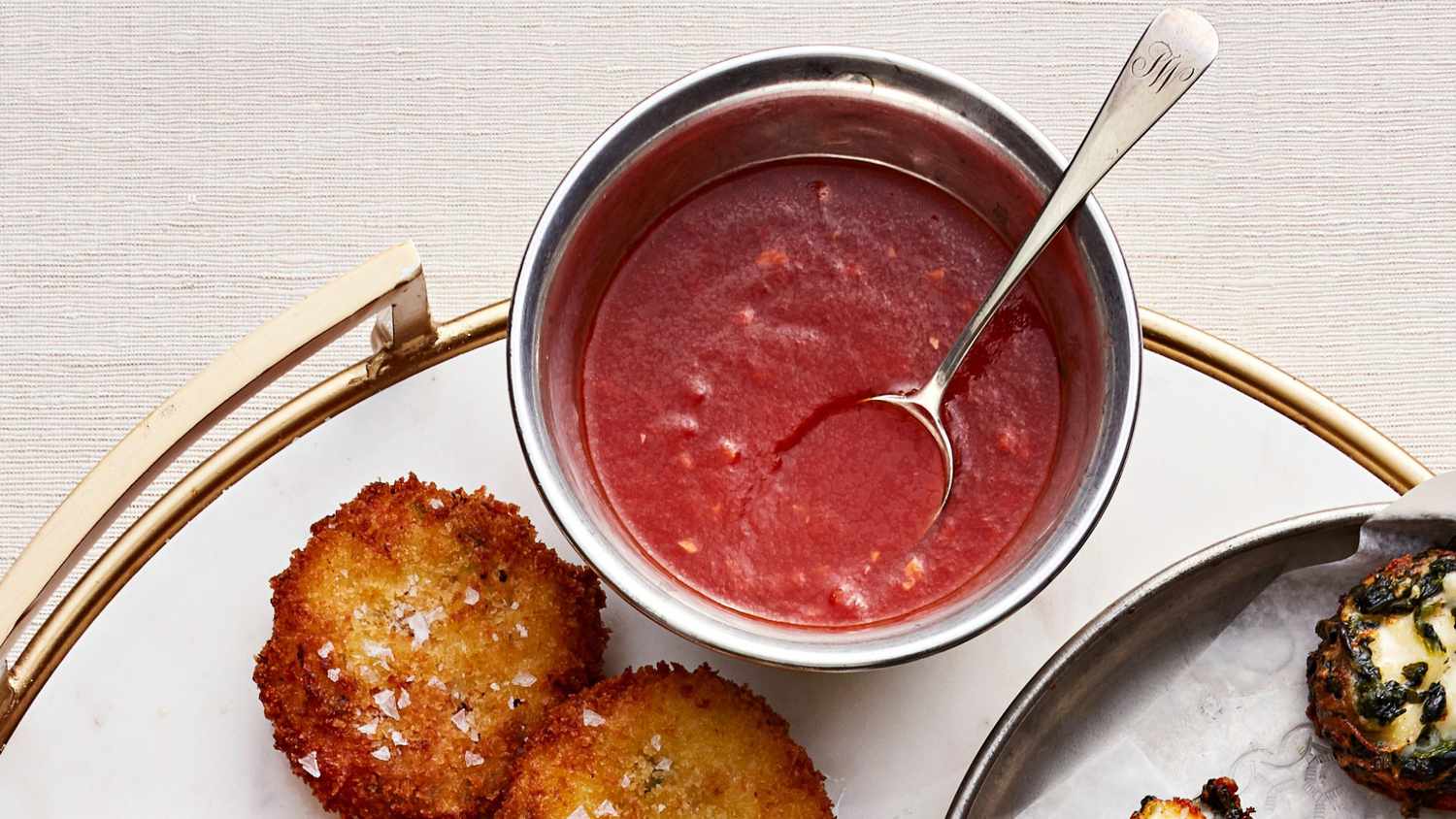 zesty tomato dipping sauce