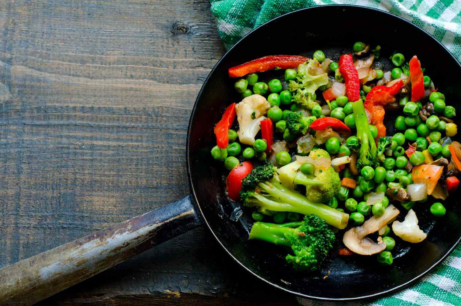 cooking frozen vegetables in frying pan
