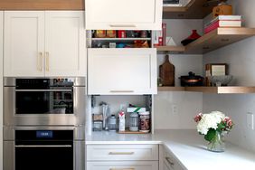 Lifting Cabinet Doors