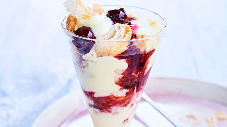 sbriciolata di millefoglie with sour-cherry preserves puff pastry and cream