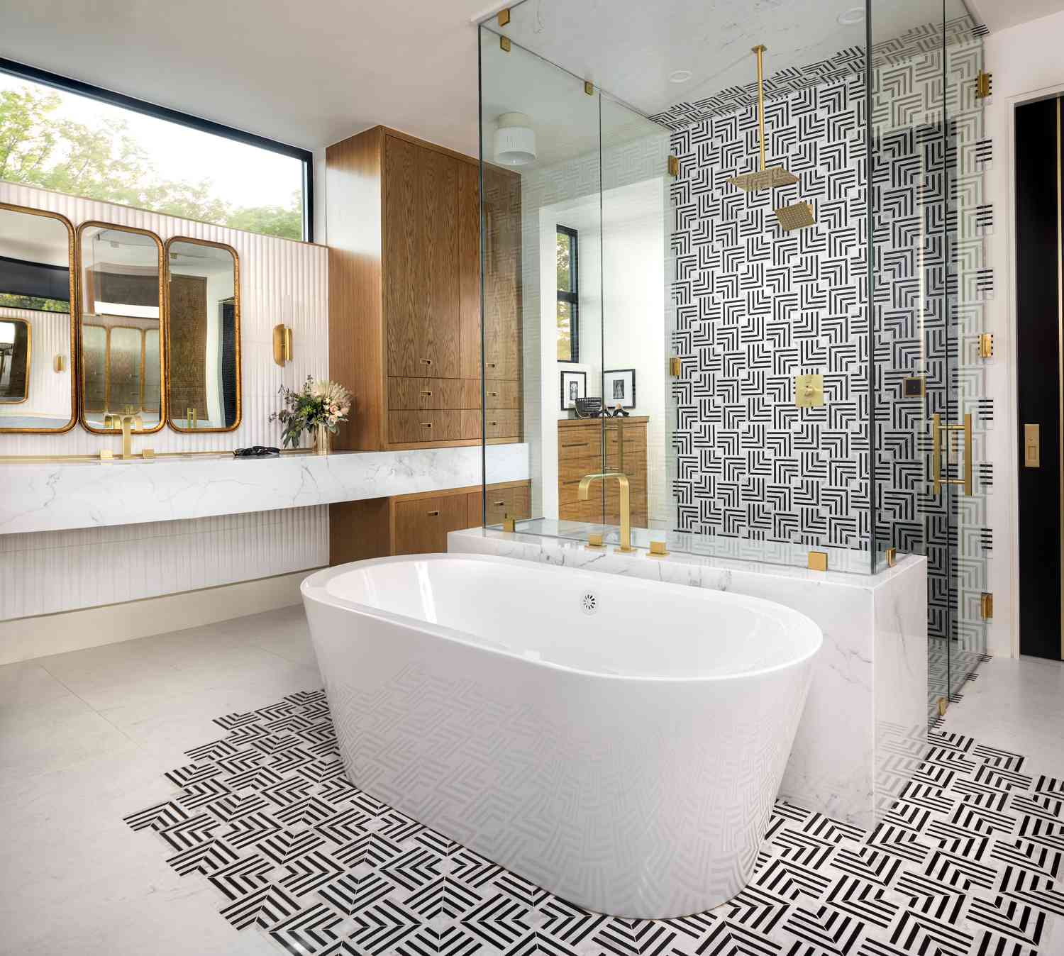 tile framed tub