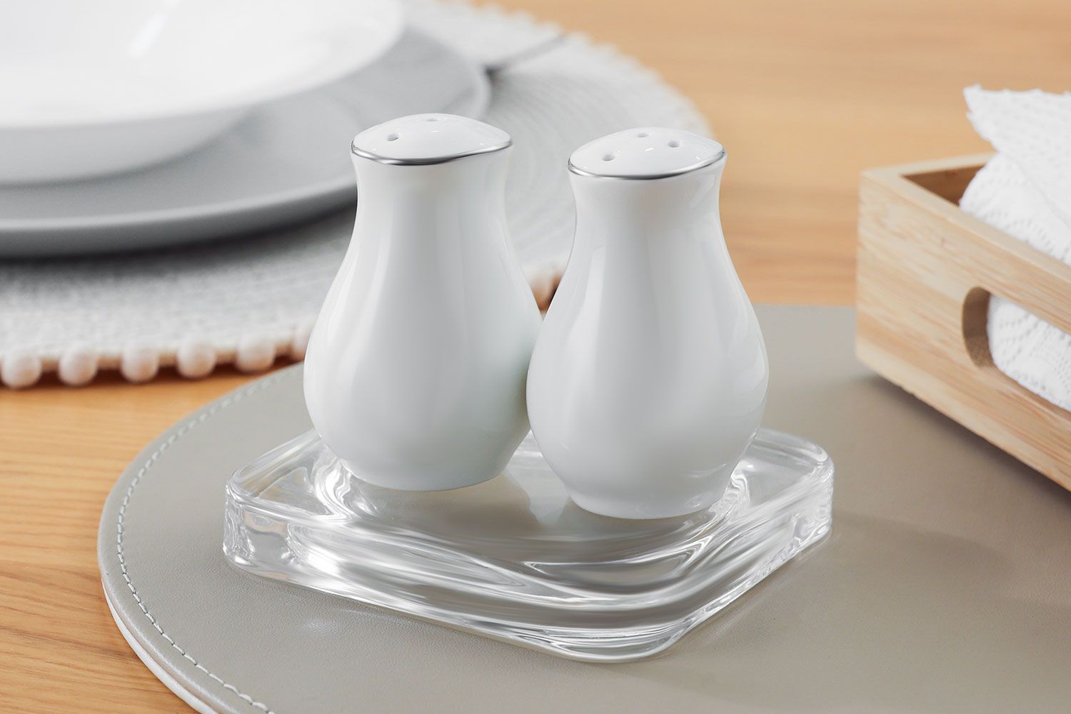 Ceramic salt and pepper shakers