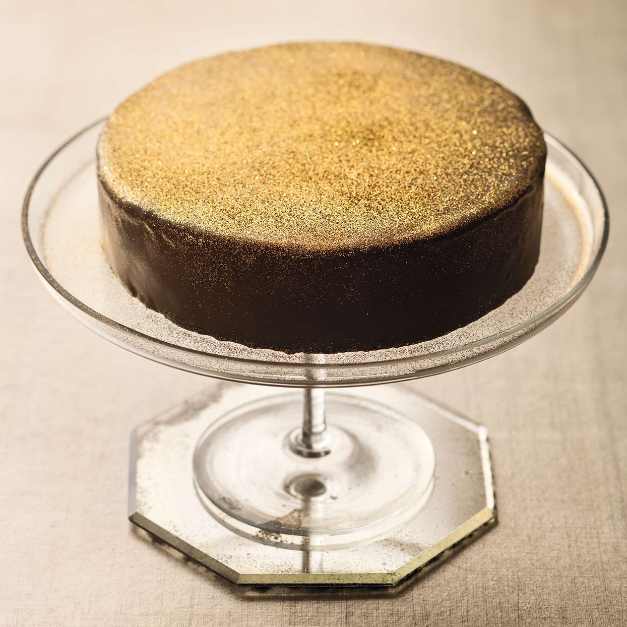 metallics-08-124-lighter-as-smart-object-1-mld110309_sq-onecms