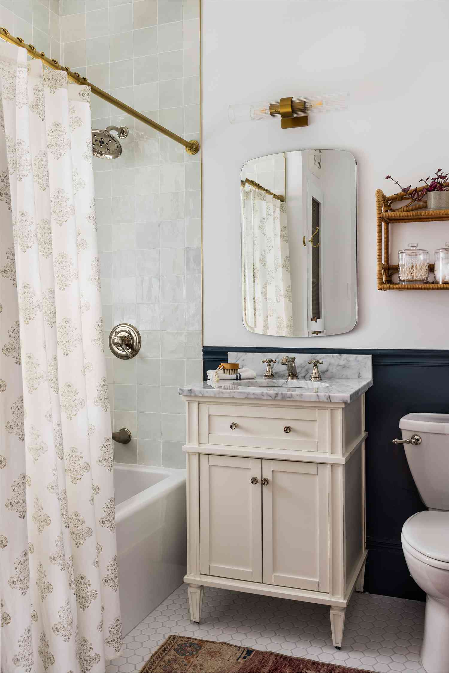 a white bathroom with white shower curtains
