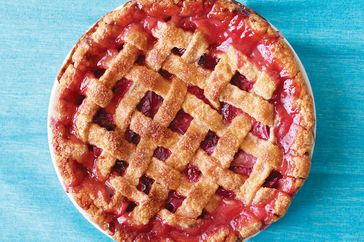 rhubarb-strawberry lattice pie
