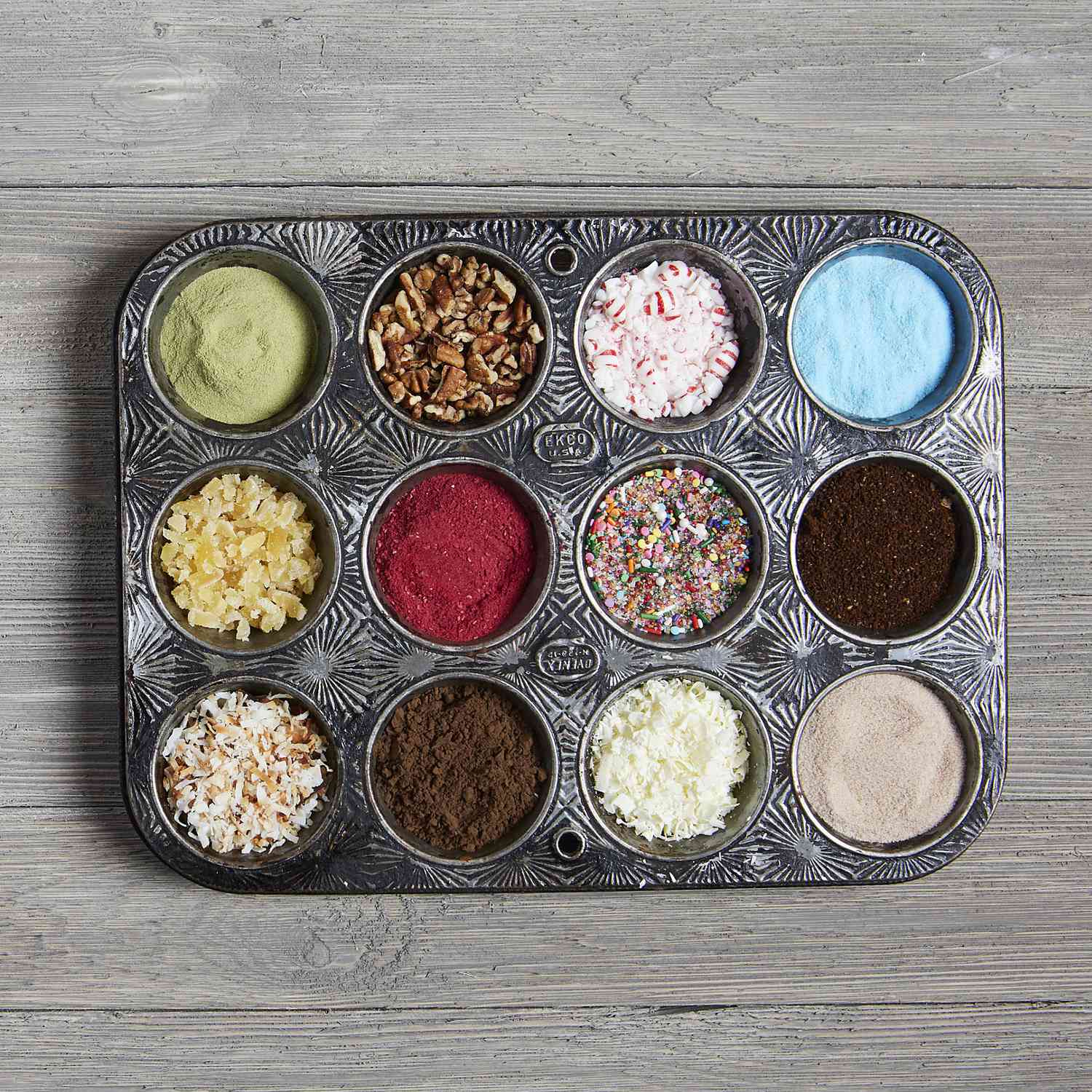 chocolate-truffle-coating-dec-02-2016_0068.jpg (skyword:372693)