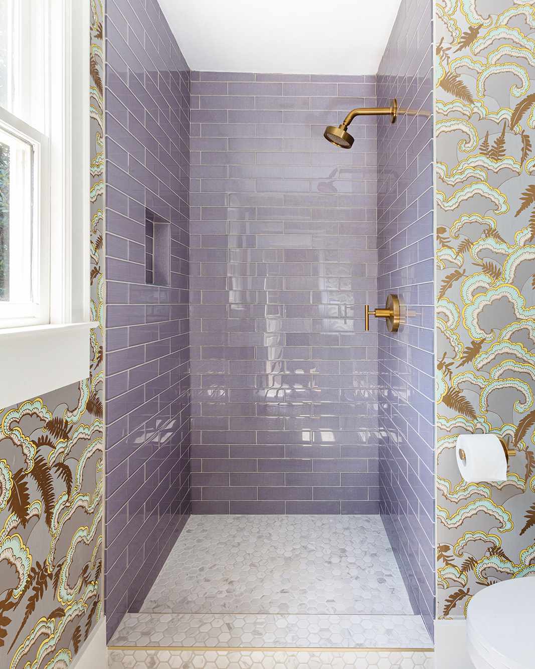 Lavender Doorless Shower