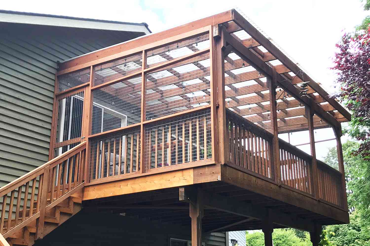 Deck catio