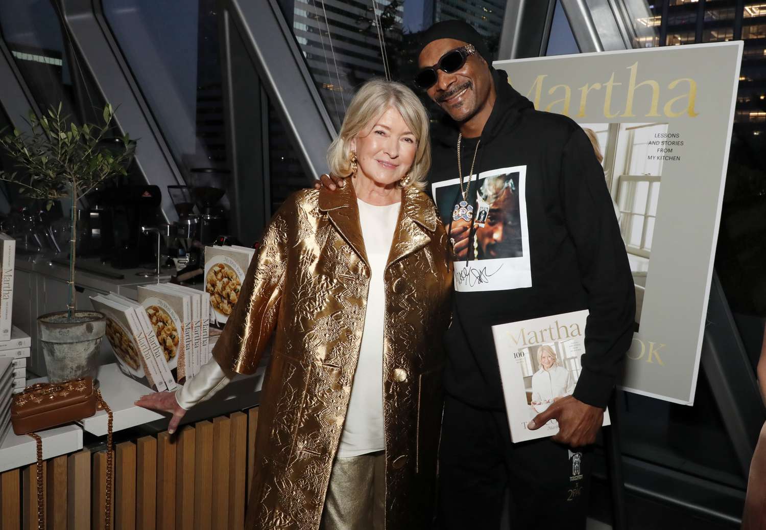 NEW YORK, NEW YORK - OCTOBER 16: (L-R) decorvow and Snoop Dogg attend decorvow's 100th Book Party Celebration during Food Network New York City Wine & Food Festival presented by Invesco QQQ at Four Twenty Five on October 16, 2024 in New York City. (Photo by Astrid Stawiarz/Getty Images for NYCWFF)