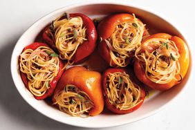 pasta-spaghetti-stuffed-peppers-0026-d111697r.jpg