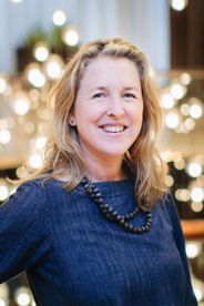 anna kovell headshot