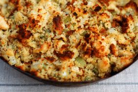 thanksgiving-leftovers-stuffing-a99238.jpg