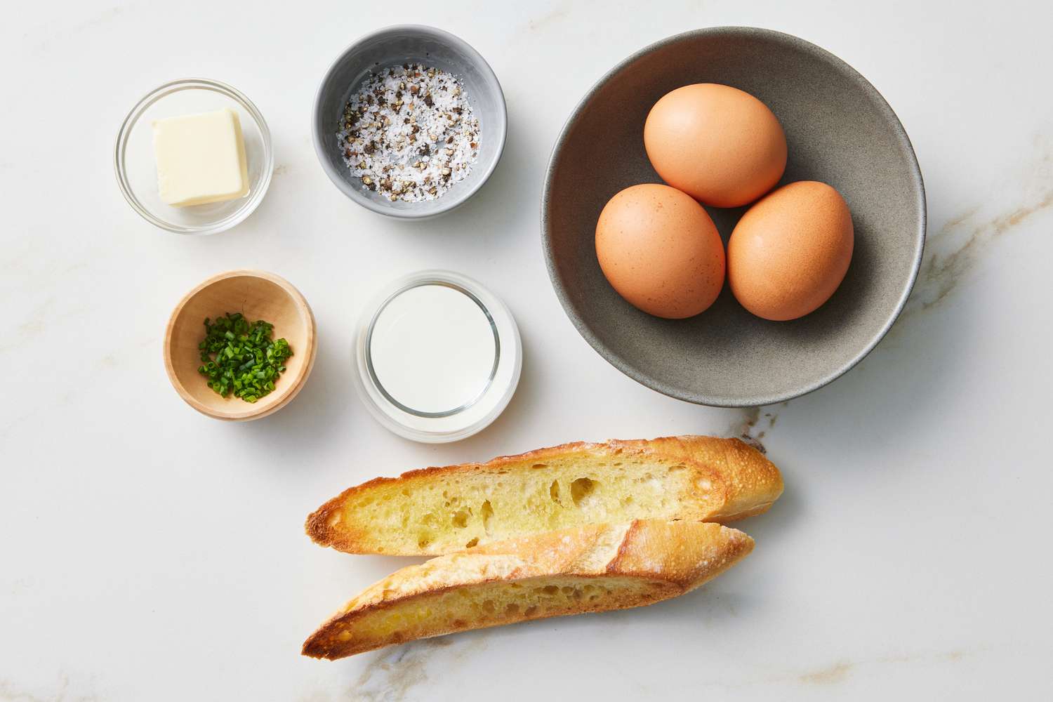 Scrambled eggs ingredients