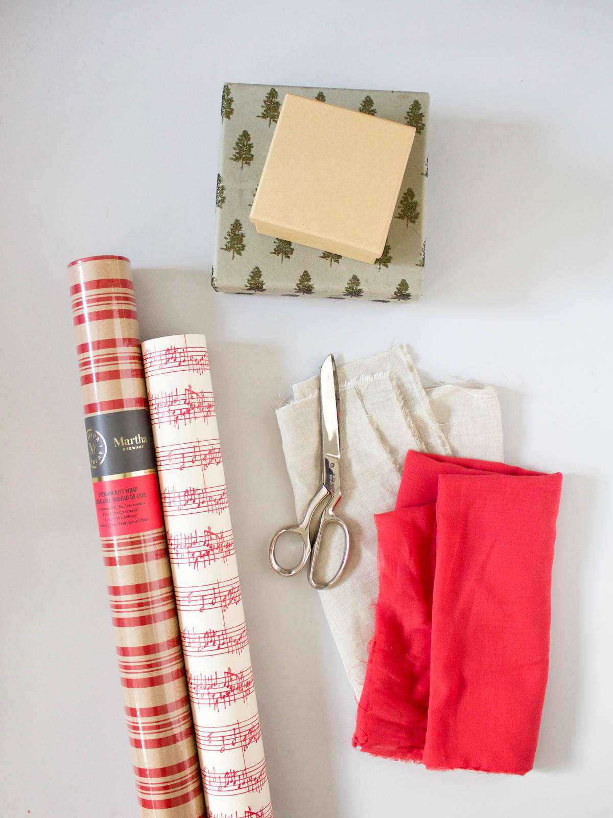 Gift wrap on a tale with scissors. 