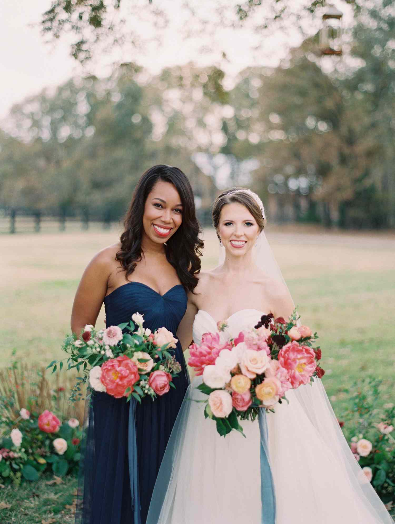 maid of honor hairstyles soft curls
