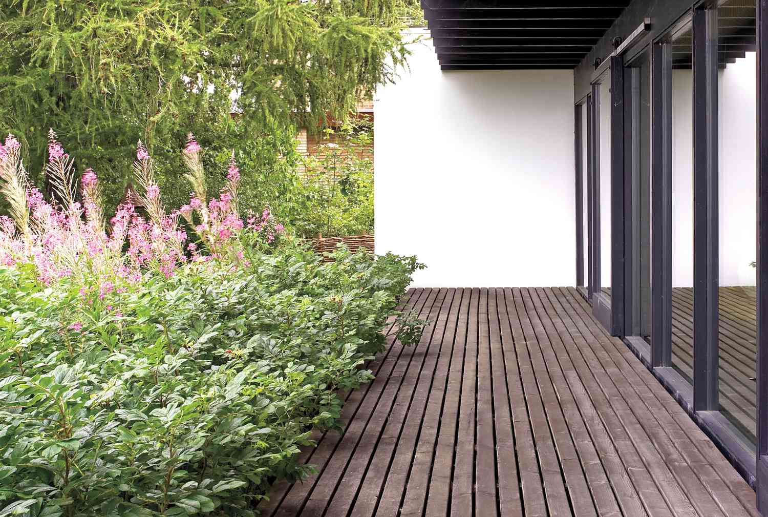 Outdoor dark decking