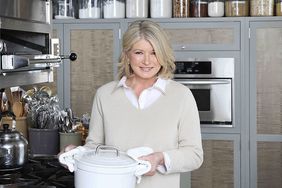 martha-cooking-hp-1218