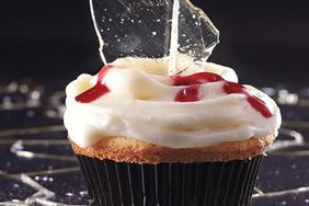 glass-cupcake-phobias-1011mld107647.jpg