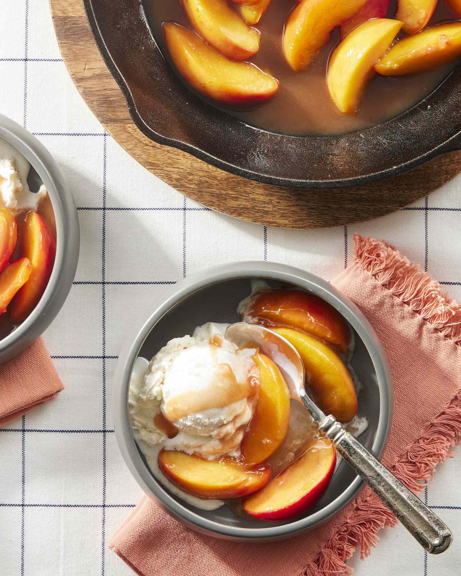 Caramelized Skillet Peaches