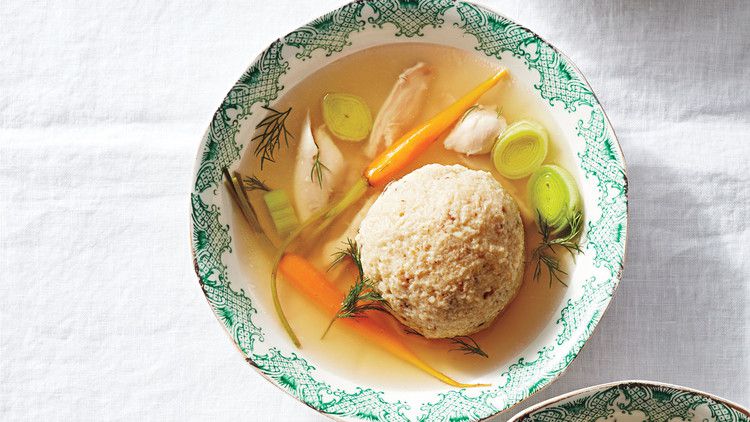 matzoh-ball-soup-037-d112763-0416.jpg