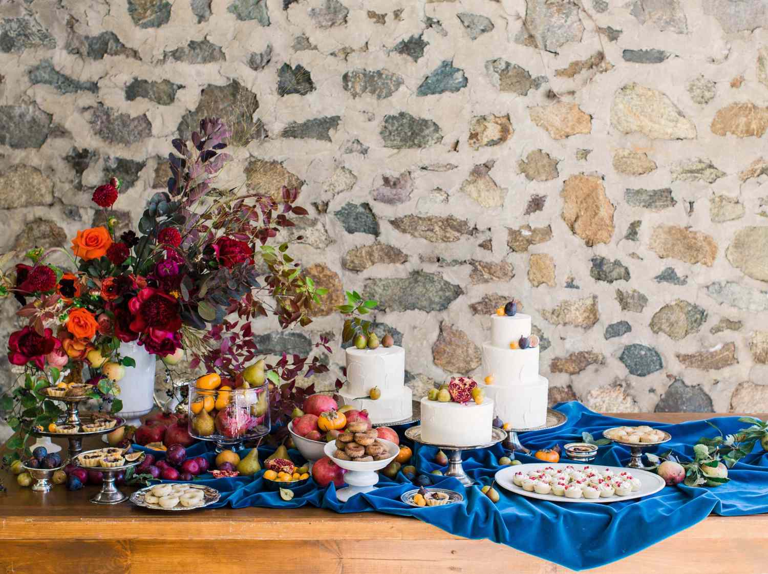dessert table cakes