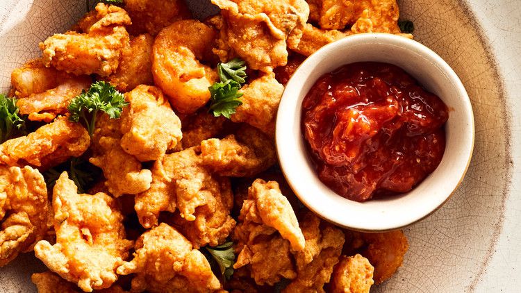 spicy cocktail sauce served with popcorn shrimp