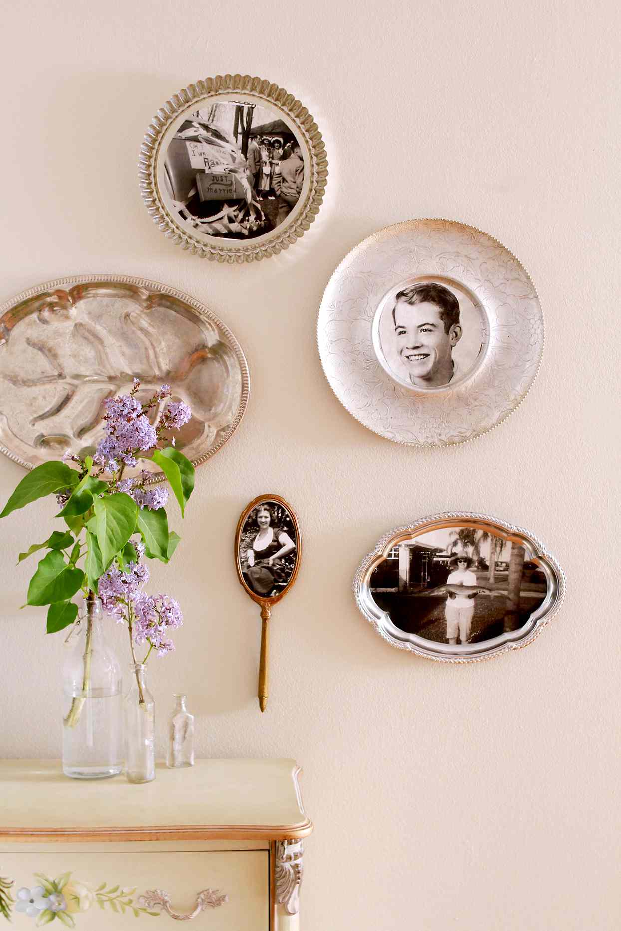 Vintage photos in trays and mirrors