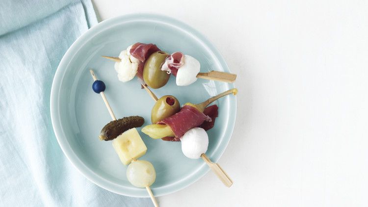 antipasto-skewers-2-med107845.jpg