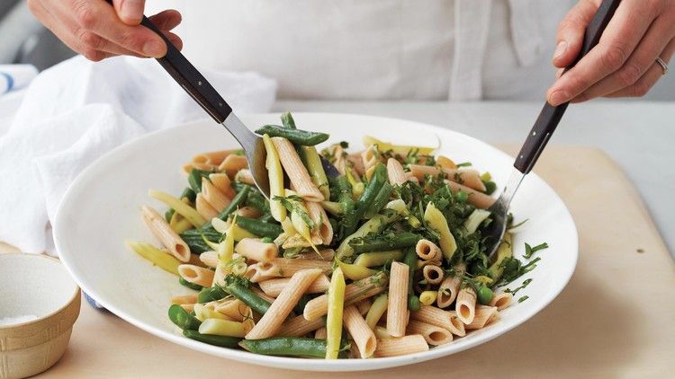 Pasta Salad with Peas and Summer Beans