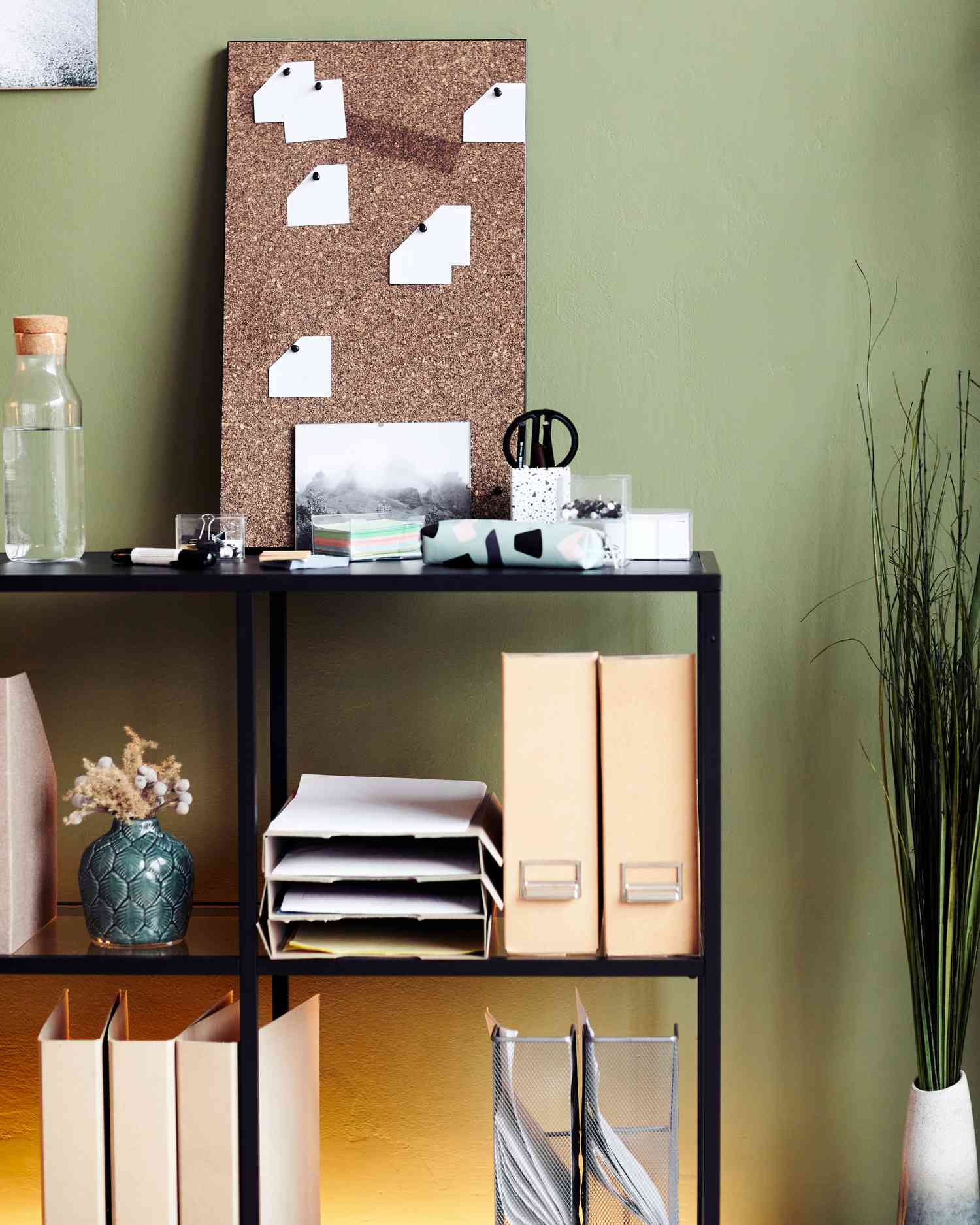 File organizers and stationery