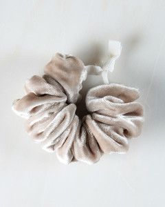 diy scrunchie tie elastic knot