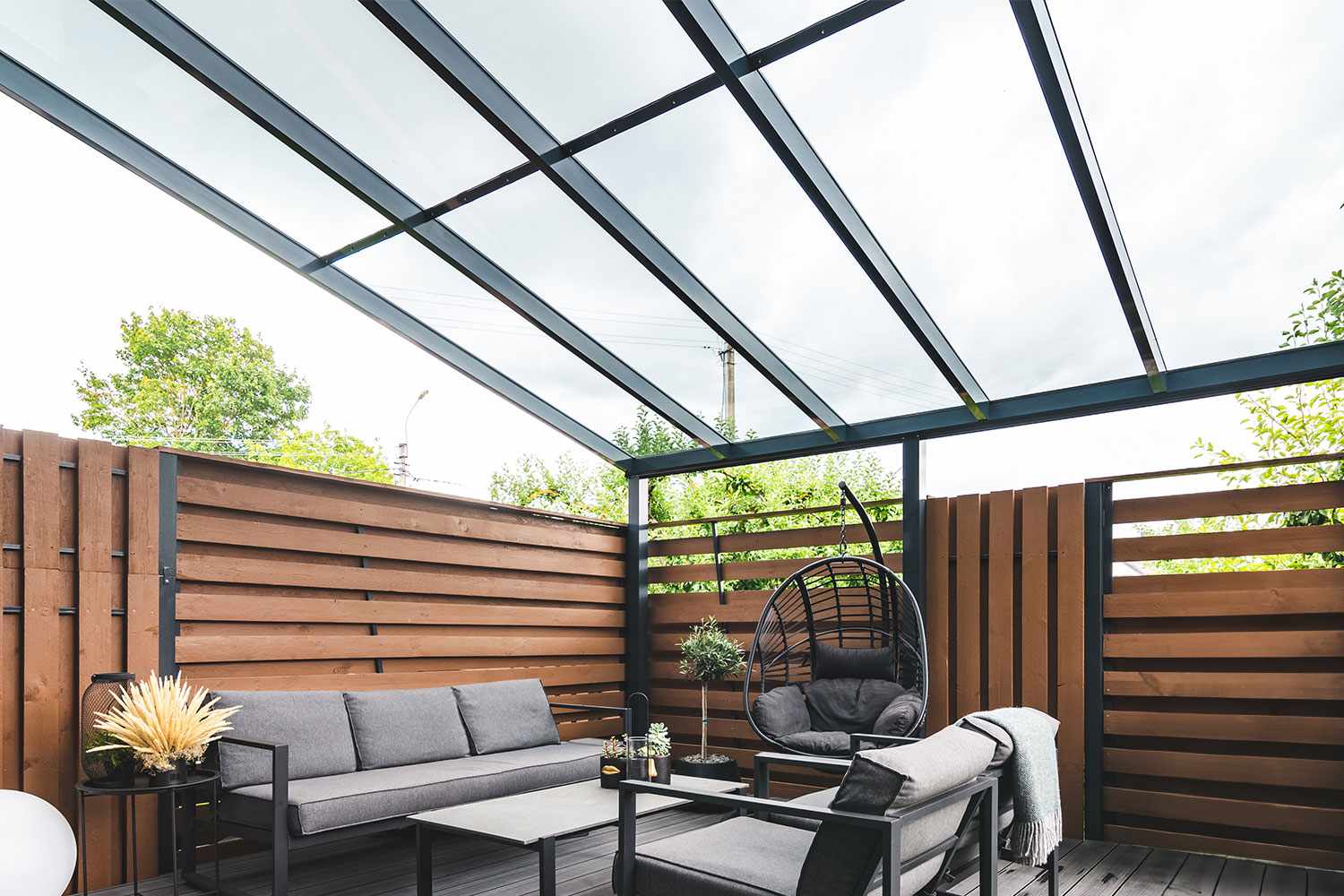 Patio with ceiling screens