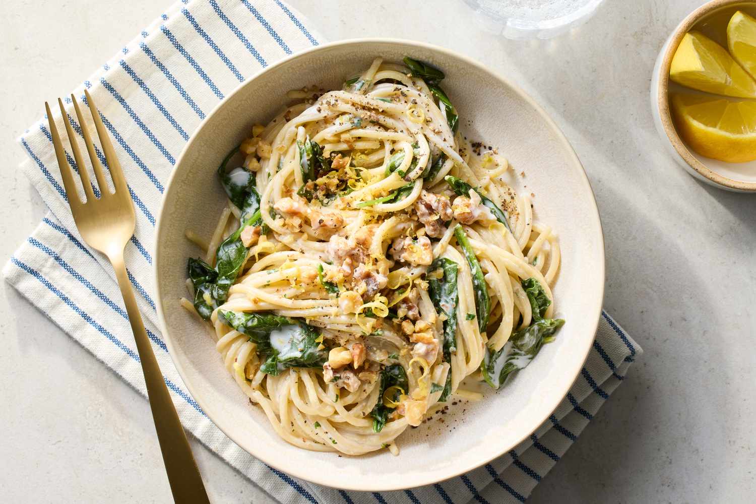 Lemony Pasta With Goat Cheese and Spinach