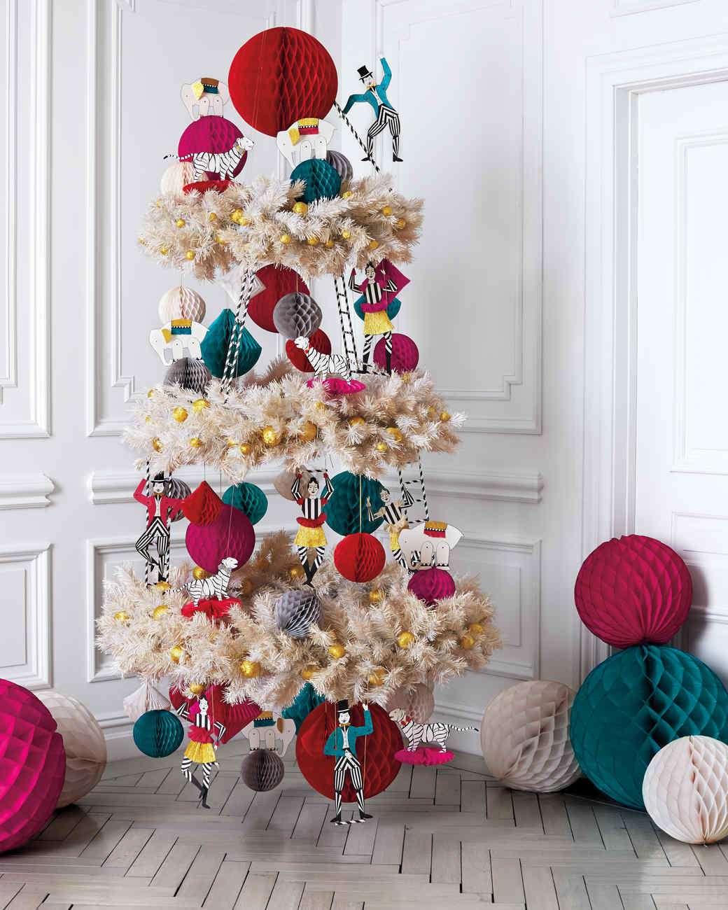 circus themed christmas tree