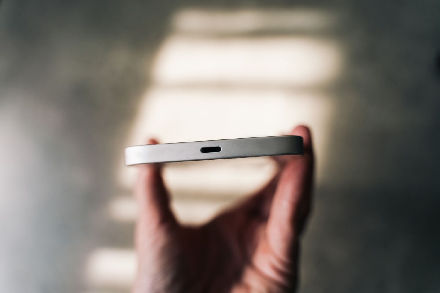 iphone charging port