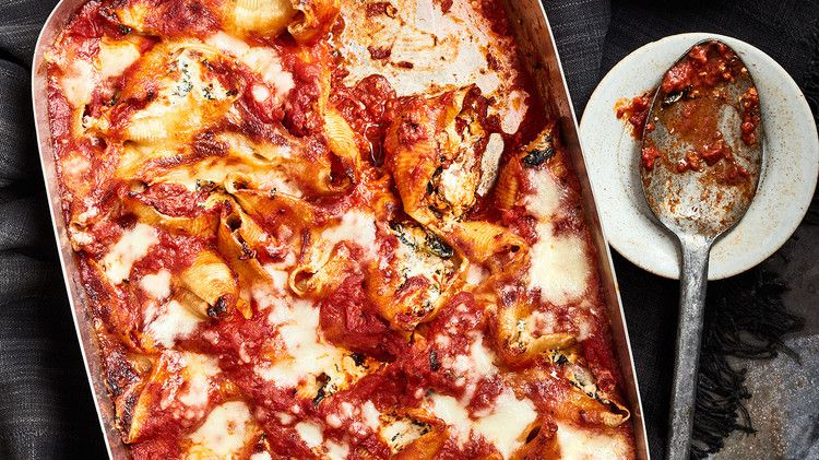 Sausage-and-Kale-Stuffed Shells