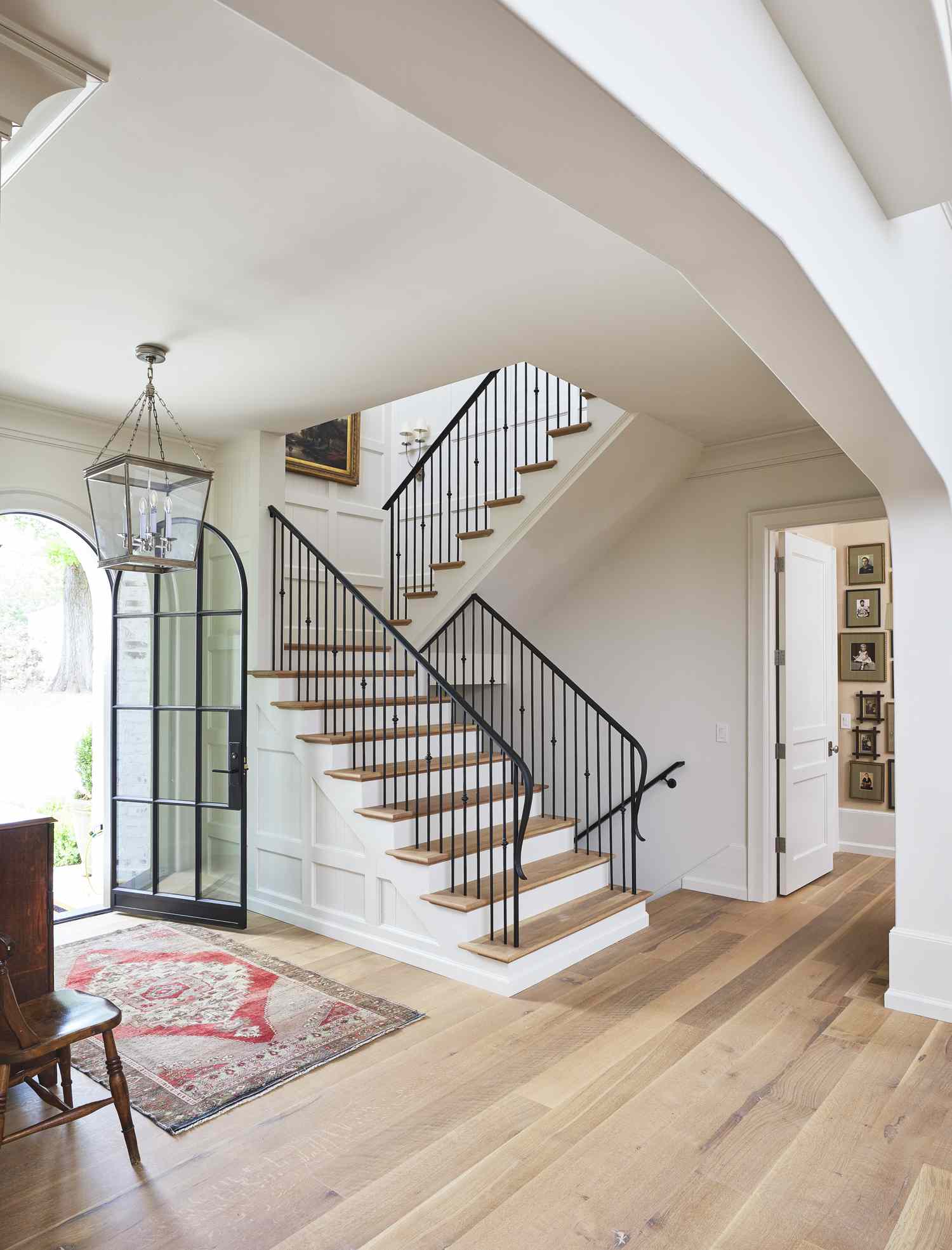 curved iron railing staircase