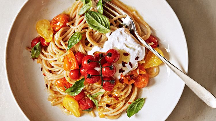 Spaghetti with Tomato Sauté