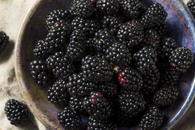 blackberries in a ceramaic bowl