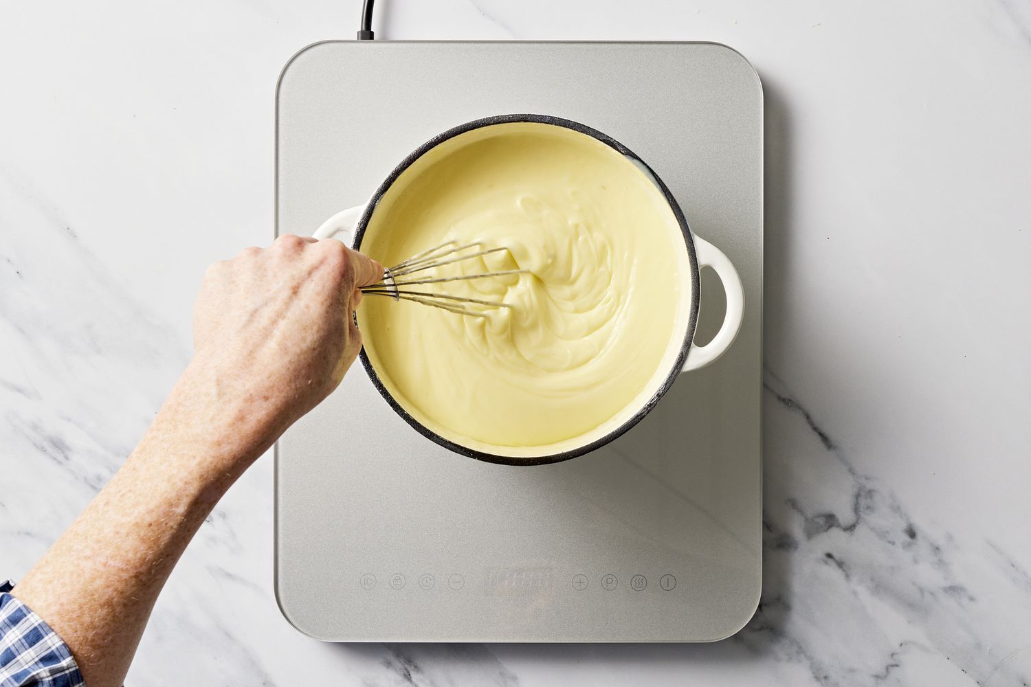 Chocolate eclair cake 