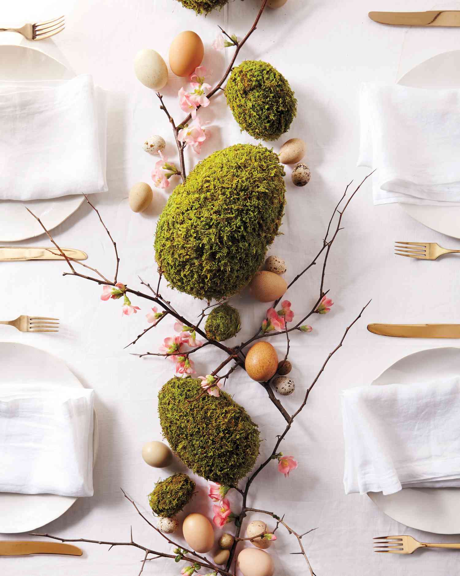 moss-centerpiece-767-exp-1-mld110852.jpg
