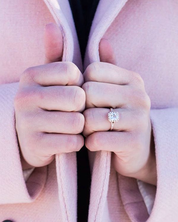 instagram-engagement-ring-selfie-coat-0116.jpg
