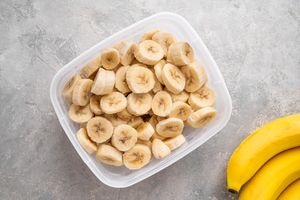 Frozen bananas
