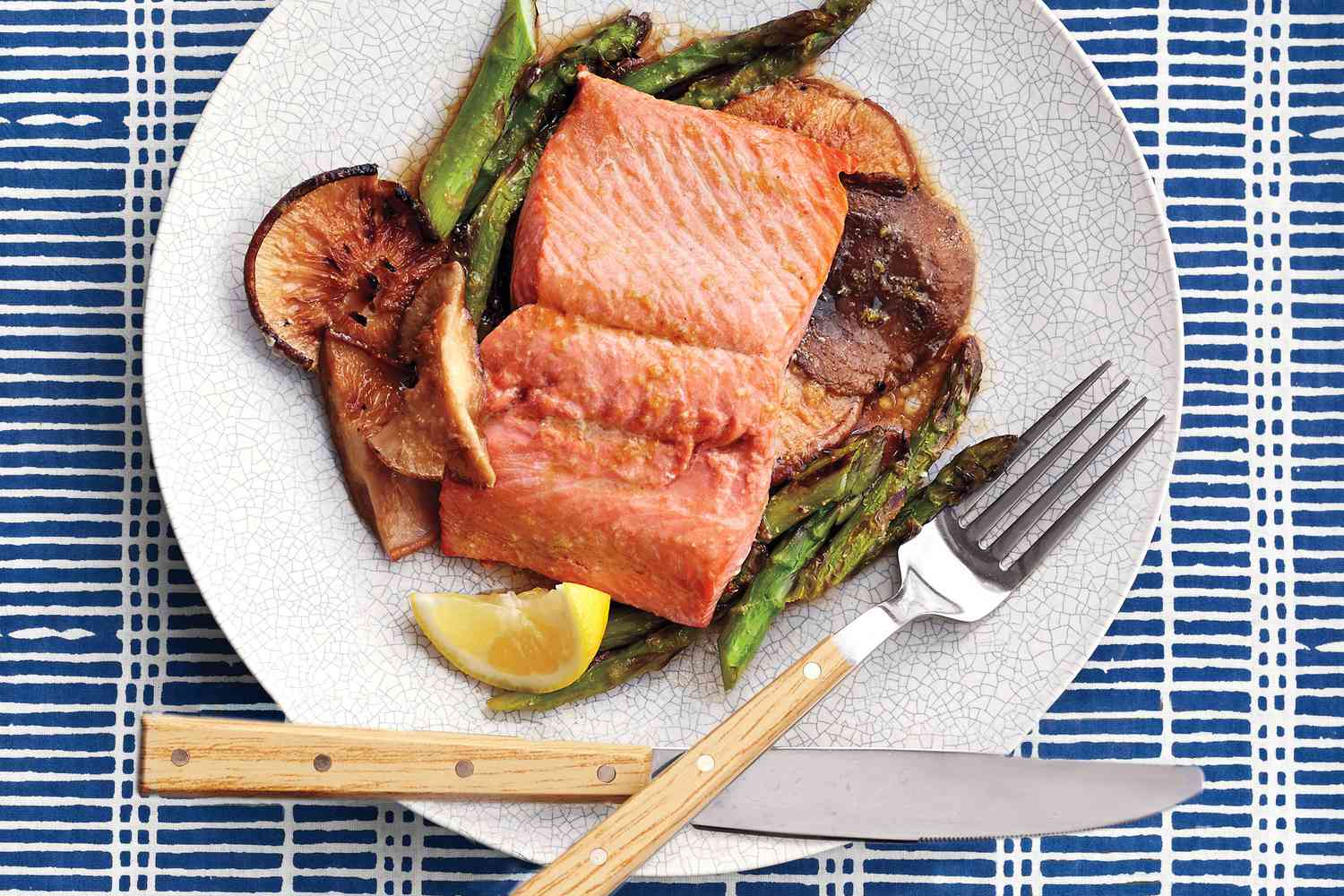 Broiled Salmon Asparagus 