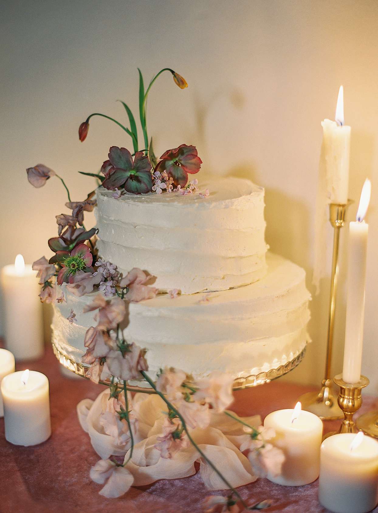 jen alan wedding cake by candlelight