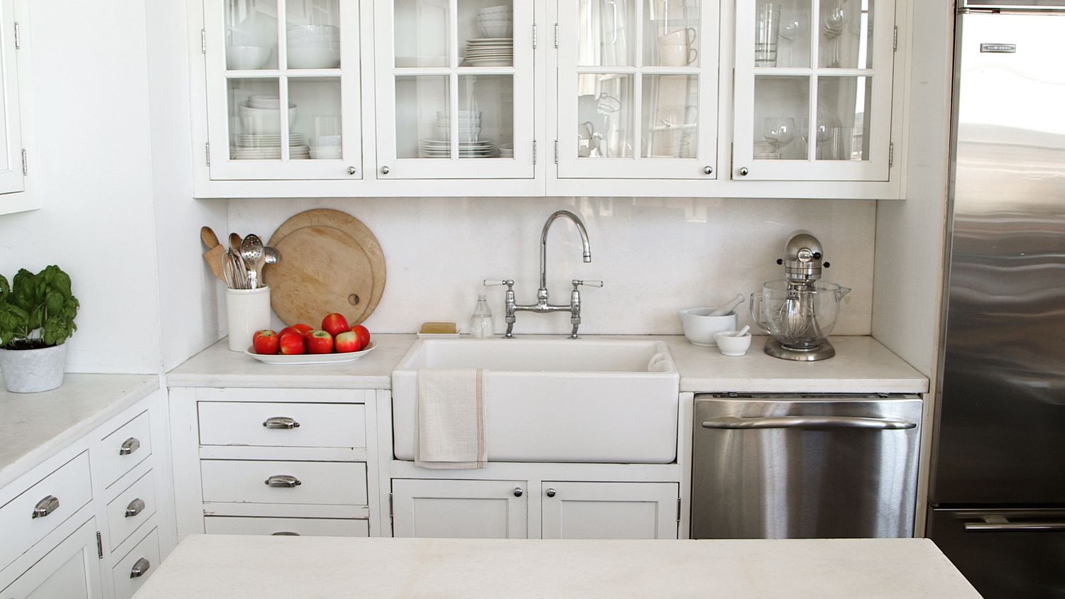 white kitchen cabinets and counter