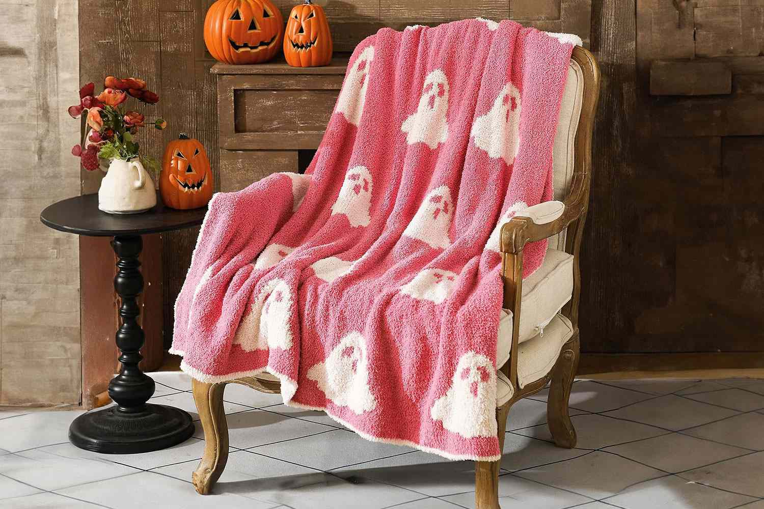 Ghost blanket 