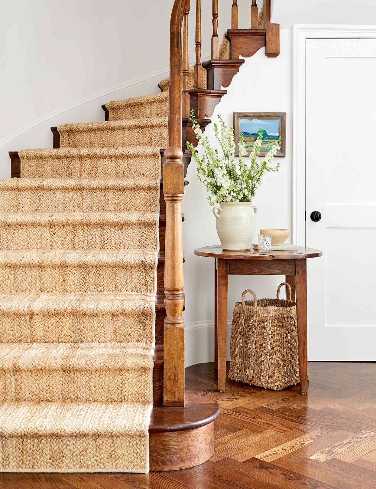 Stairs with stitched runner and table