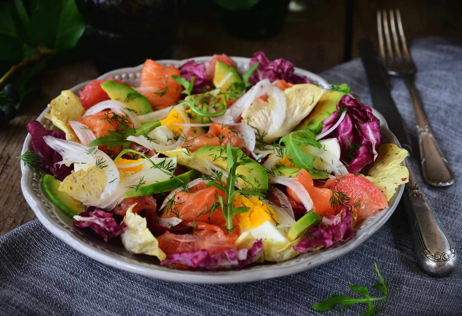 Smoked salmon and avocado salad
