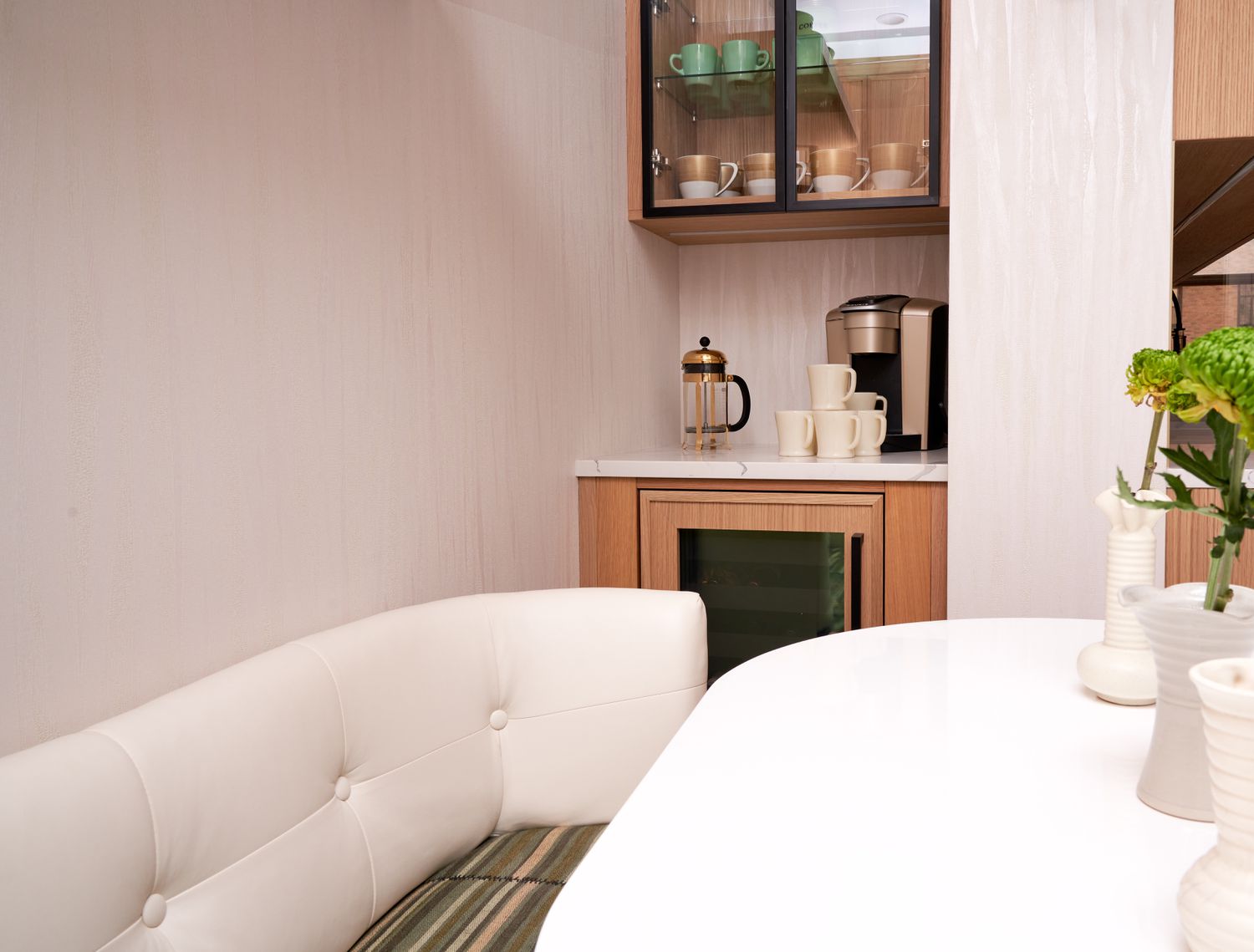 small space coffee bar